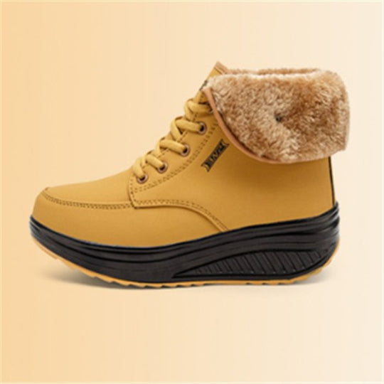 Wedge snow boots