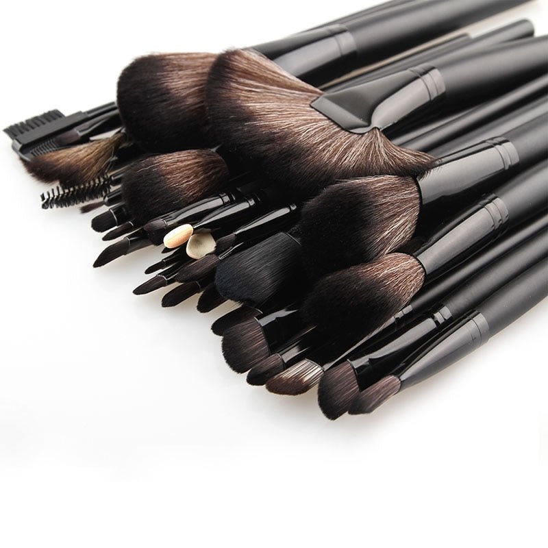 Professional 32pcs Black Makeup Brushes Set Powder Blusher Contour